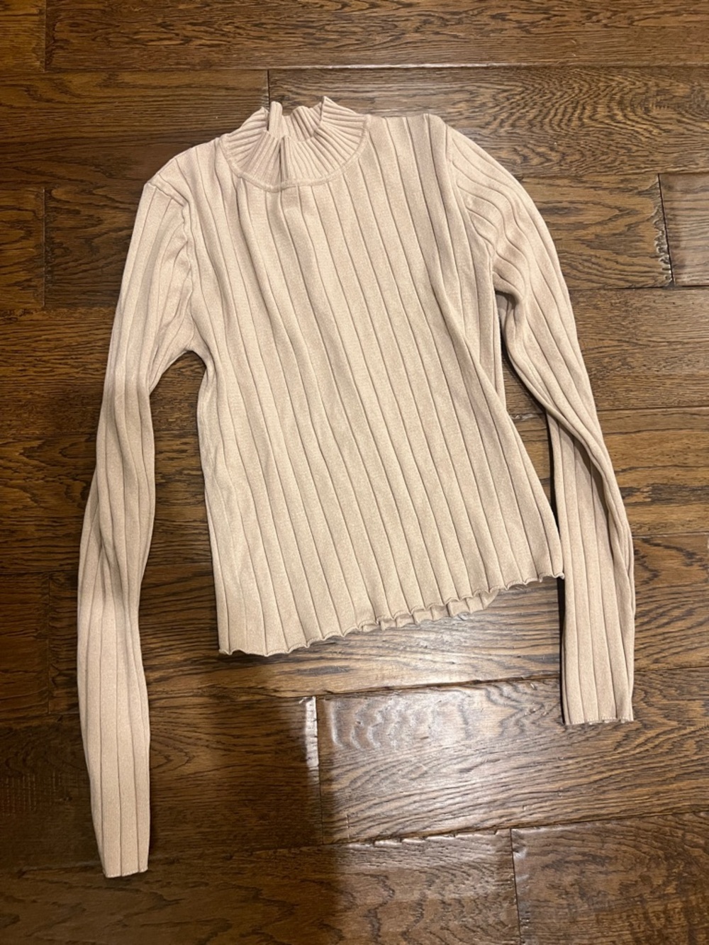 Ribbed Mock Neck Long Sleeve Top in Light Beige Size Medium